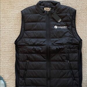 Straight Down Men’s Black Delta Vest for Independent Financial Group